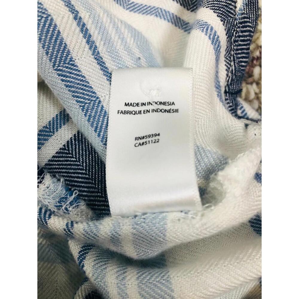 Beach Lunch Lounge Womens Blue White Stripe Short Sleeve Button Up Shirt Soft M - Picture 8 of 9
